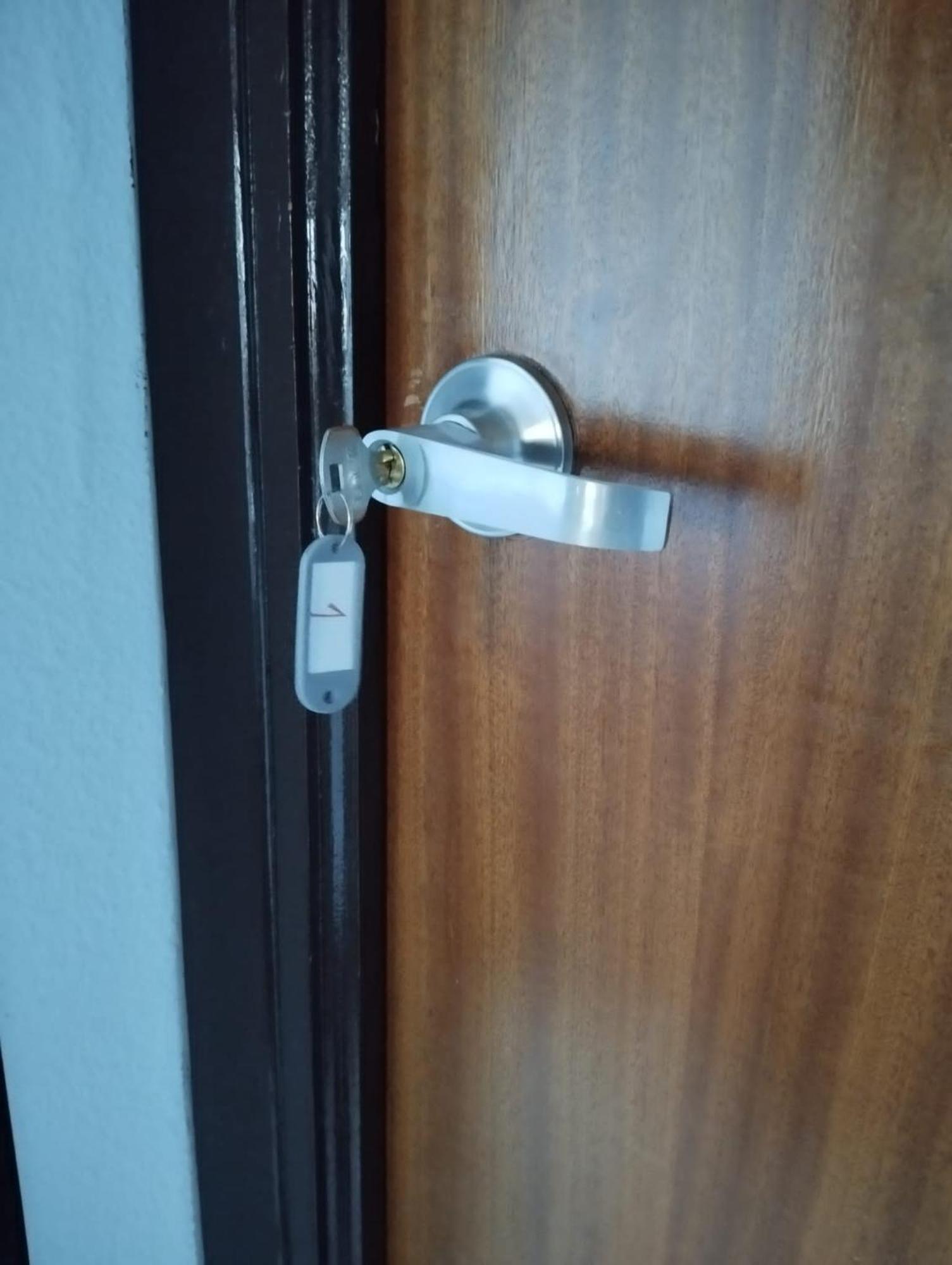 Room In Shared Apartment With Parking Almunecar Ngoại thất bức ảnh