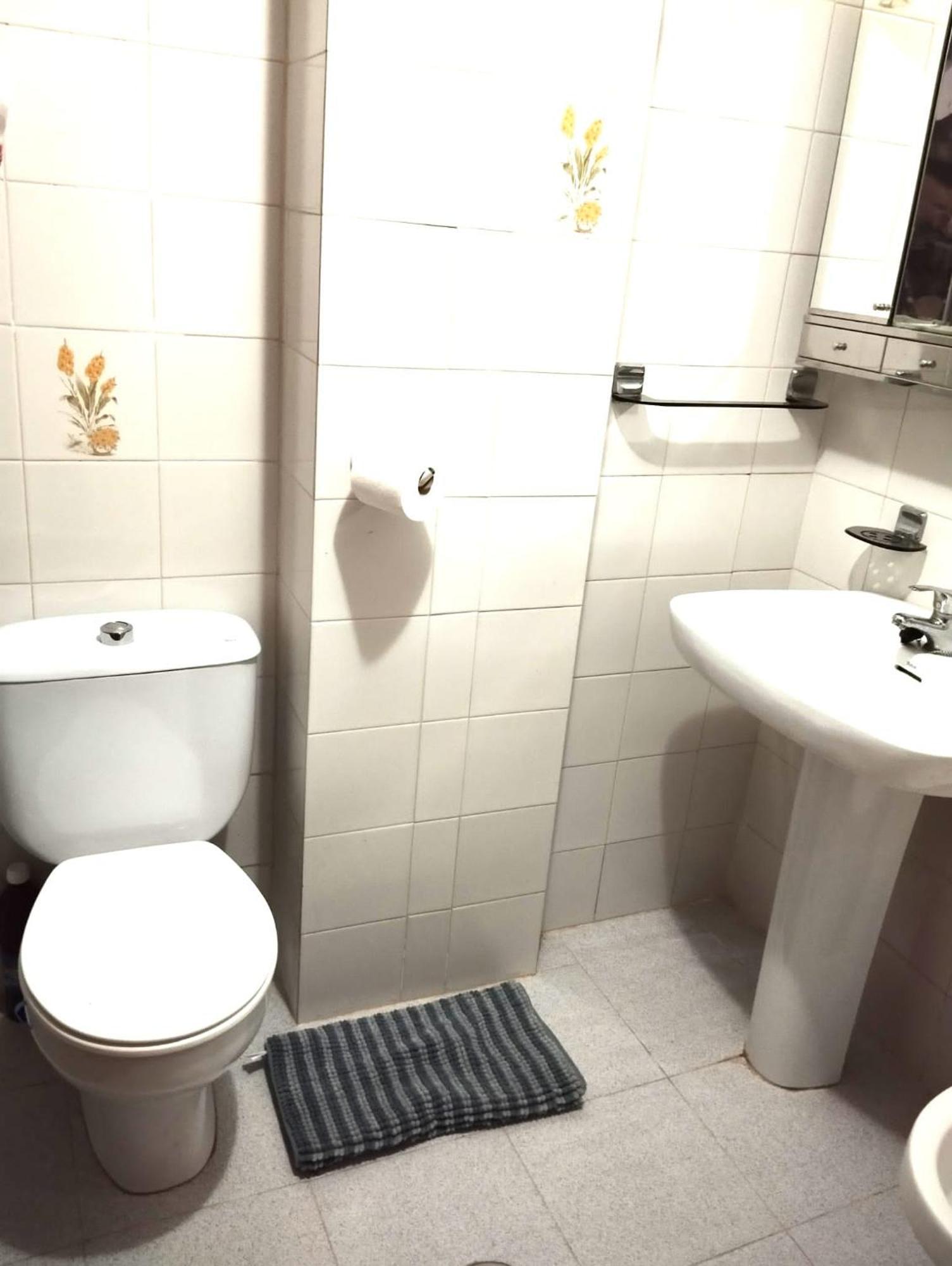 Room In Shared Apartment With Parking Almunecar Ngoại thất bức ảnh