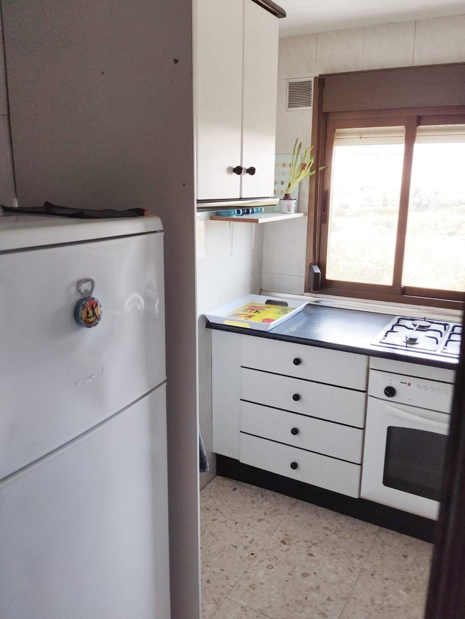 Room In Shared Apartment With Parking Almunecar Ngoại thất bức ảnh