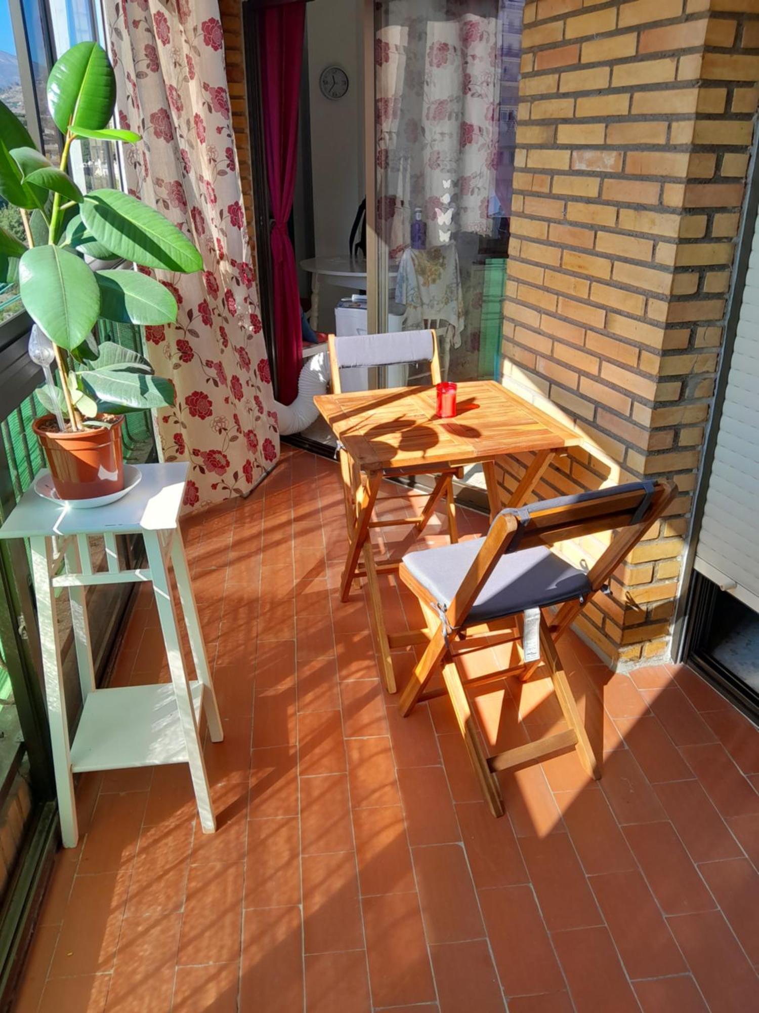Room In Shared Apartment With Parking Almunecar Ngoại thất bức ảnh